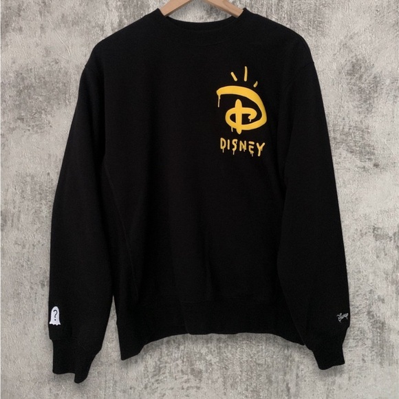 DISNEY MENS MICKEY MOUSE PULLOVER SWEATER SIZE SMALL - Picture 2 of 6